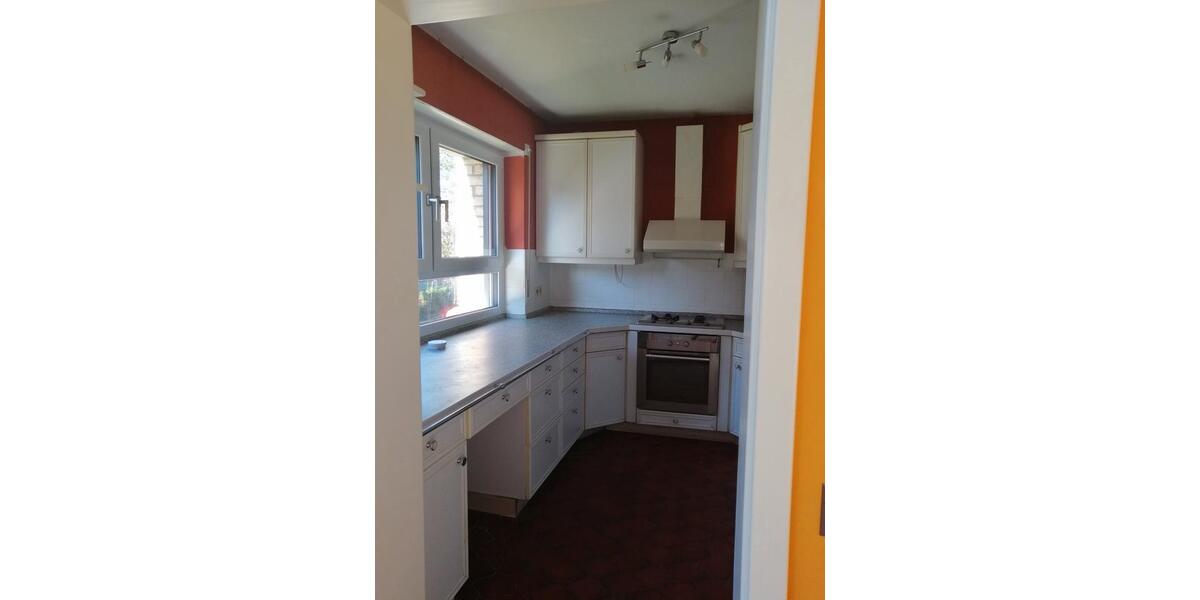 Mehrfamilienhaus, Wohnhaus Möhrendorf - 6.5 Zimmer, 198 m&sup2;, 2.700&euro; | Angebot:26306262