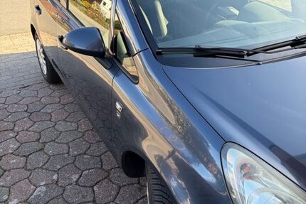 Opel Corsa 166.500 km 2.200 &euro; Medelby 24994