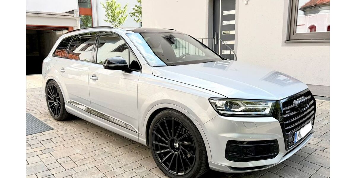Audi Q7 255.000 km 19.900 &euro; München 81375