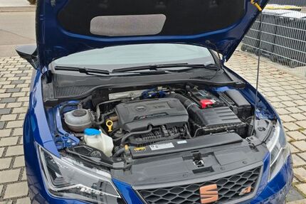 Seat Leon 70.000 km 22.999 &euro; Trossingen 78647
