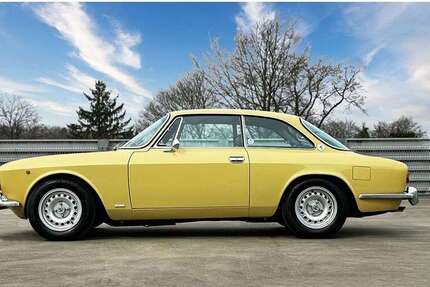 Alfa Romeo GTV 25.558 km 59.900 &euro; Rellingen 25462
