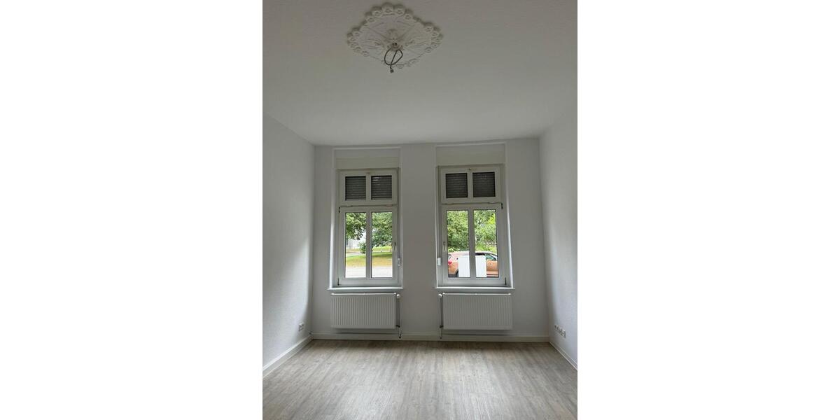 Hochparterre Hennigsdorf - 2 Zimmer, 64 m&sup2;, 800&euro; | Angebot:26186889