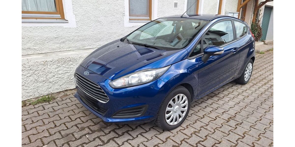 Ford Fiesta 124.000 km 4.499 &euro; Altenmarkt 83352