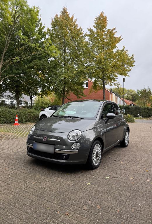 Fiat 500 77.100 km 6.600 € Hamburg 21129