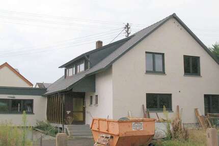 Haus zum Kaufen in Herbolzheim 859.000 € 253.3 m² 9 zimmer