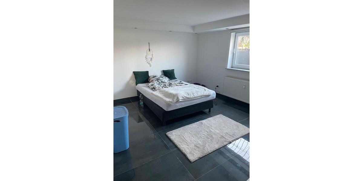 Etagenwohnung Sinsheim - 2 Zimmer, 70 m&sup2;, 650&euro; | Angebot:25961965