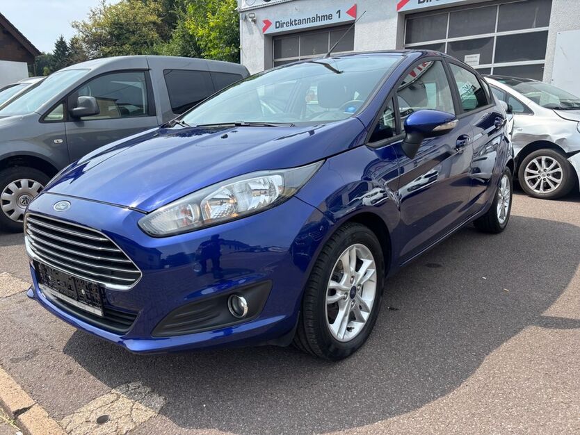 Ford Fiesta 70.700 km 5.490 € Lebach 66822