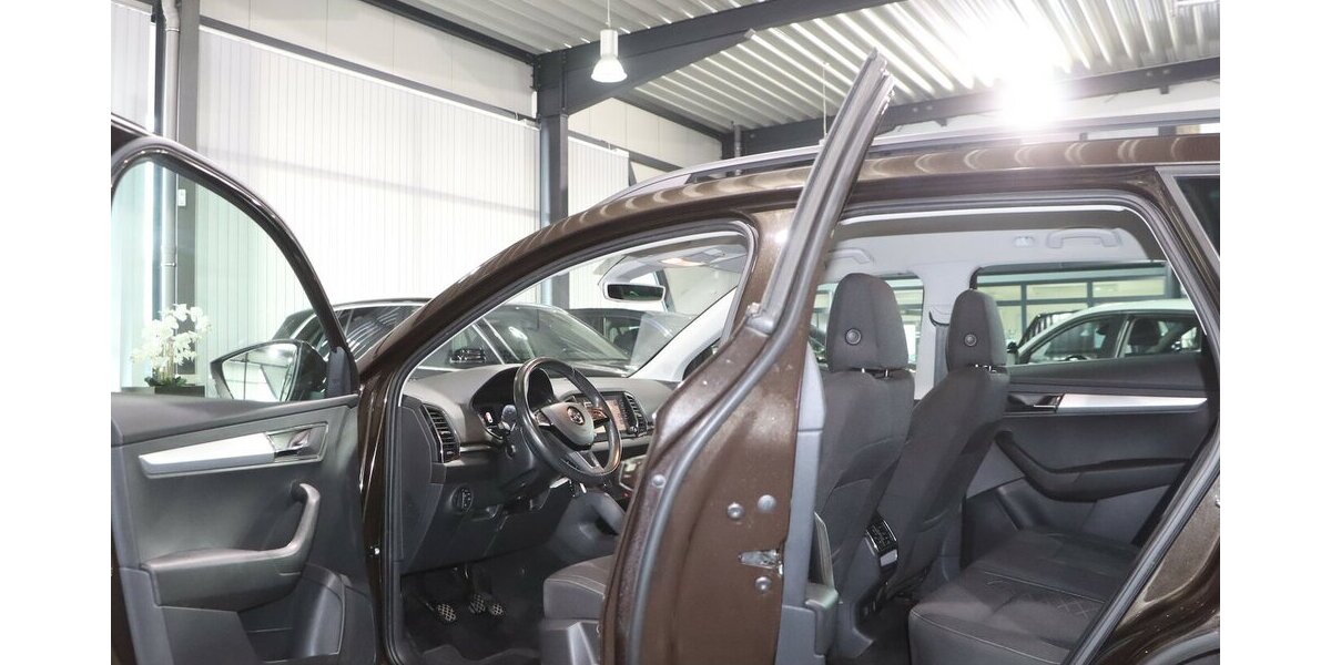 Skoda Karoq 1.5 TSI AMBITION / NAVI+APPLE+ANDROID+DAB 90.000 km 15.777 &euro; Hamm 59077