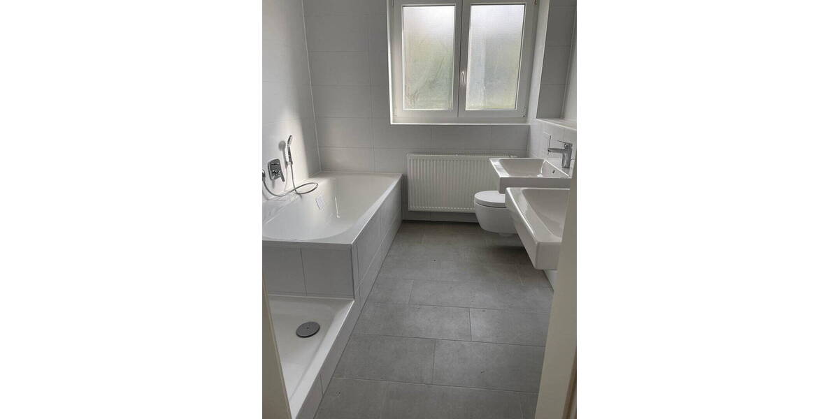 Etagenwohnung Mannheim Käfertal - 4 Zimmer, 95 m&sup2;, 1.330&euro; | Angebot:25969720