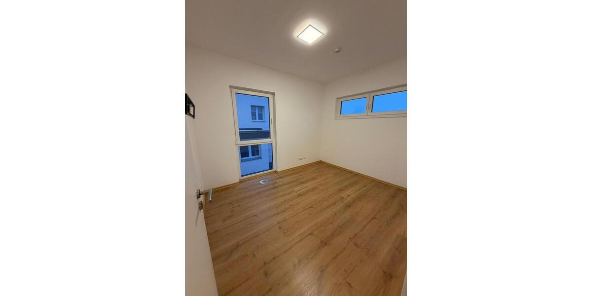 Doppelhaushälfte Warstein - 4 Zimmer, 105 m&sup2;, 1.350&euro; | Angebot:25718747