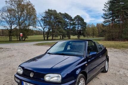 VW Golf 230.000 km 4.950 &euro; Schlangen 33189