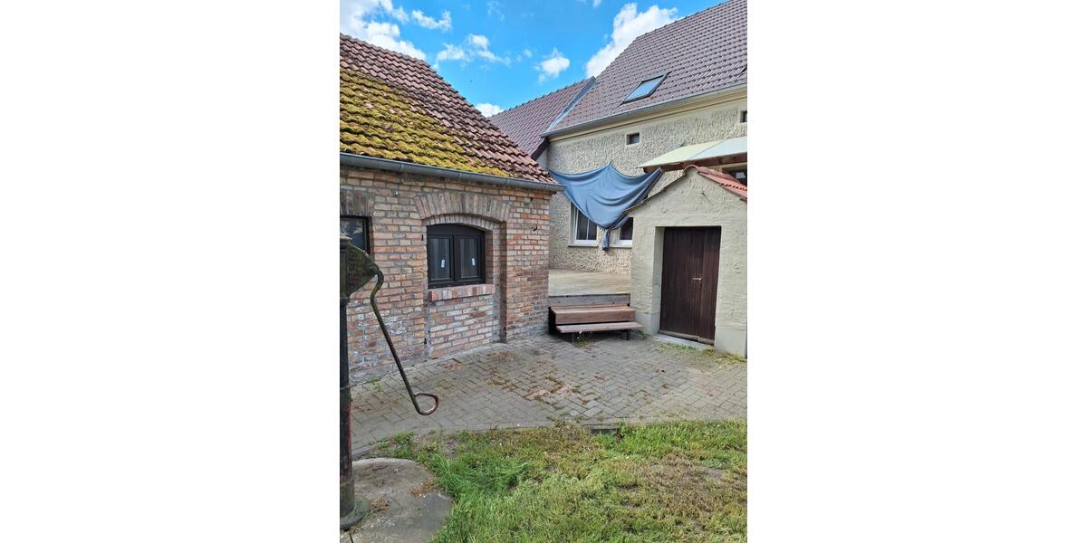 Einfamilienhaus Löwenberger Land - 5 Zimmer, 270 m&sup2;, 2.400&euro; | Angebot:26673842
