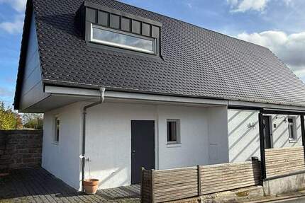 Haus Burgebrach Oberköst - 5 Zimmer, 155 m&sup2;, 390.000&euro; | Angebot:23966962