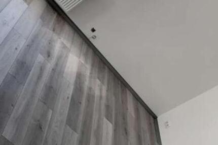 Dachgeschoss Wohnung 2 Zimmer 2 zimmer