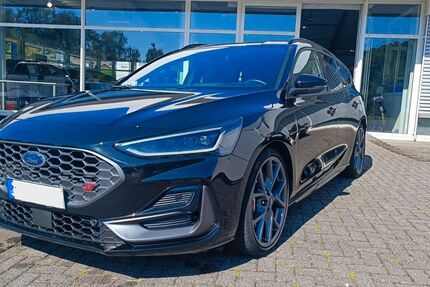 Ford Focus 20.000 km 28.990 &euro; Müschenbach 57629