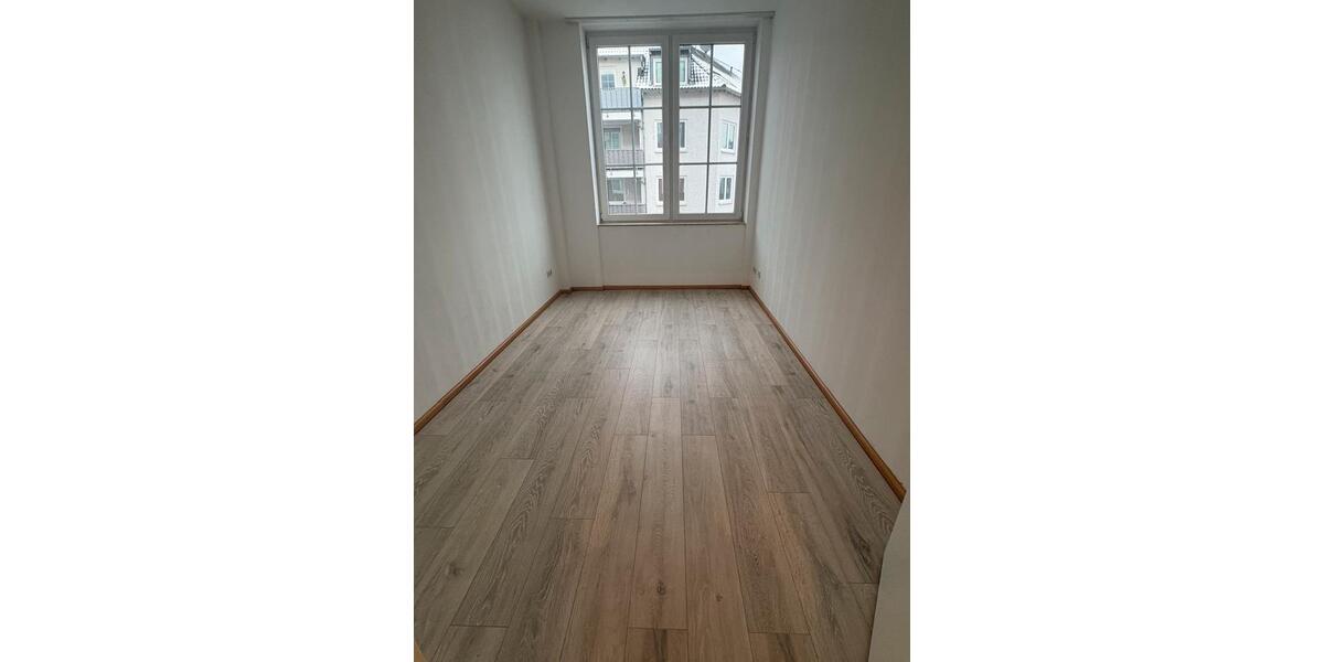 Erdgeschoßwohnung Wuppertal Gemarkung Barmen - 4 Zimmer, 105 m&sup2;, 295.000&euro; | Angebot:25053117