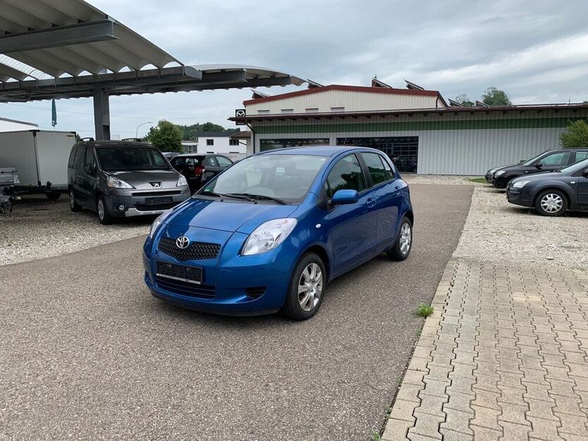 Yaris
