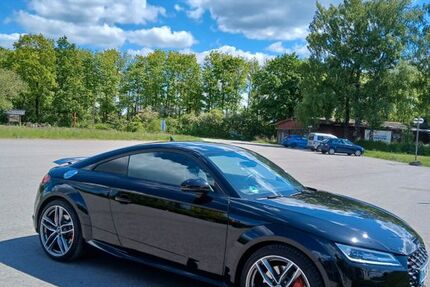 Audi TT 23.900 km 33.900 &euro; Höxter 37671