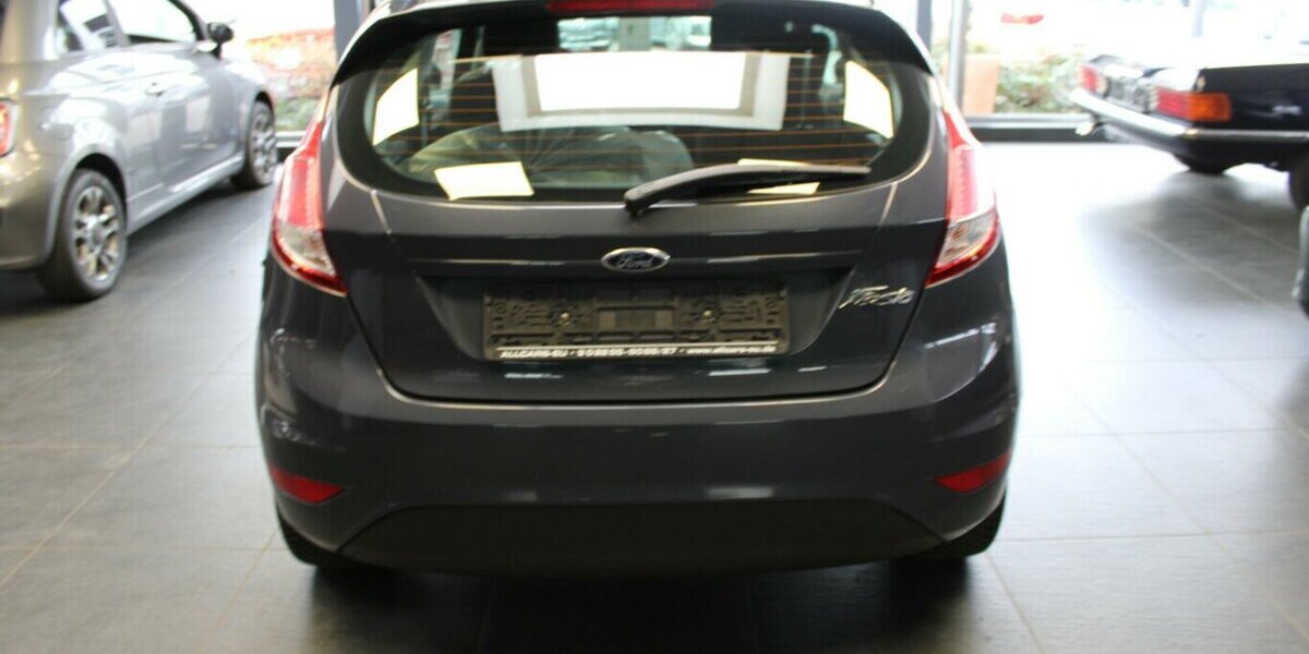 Ford Fiesta 1.25 Champions Edition 68.715 km 5.980 &euro; Euskirchen 53881