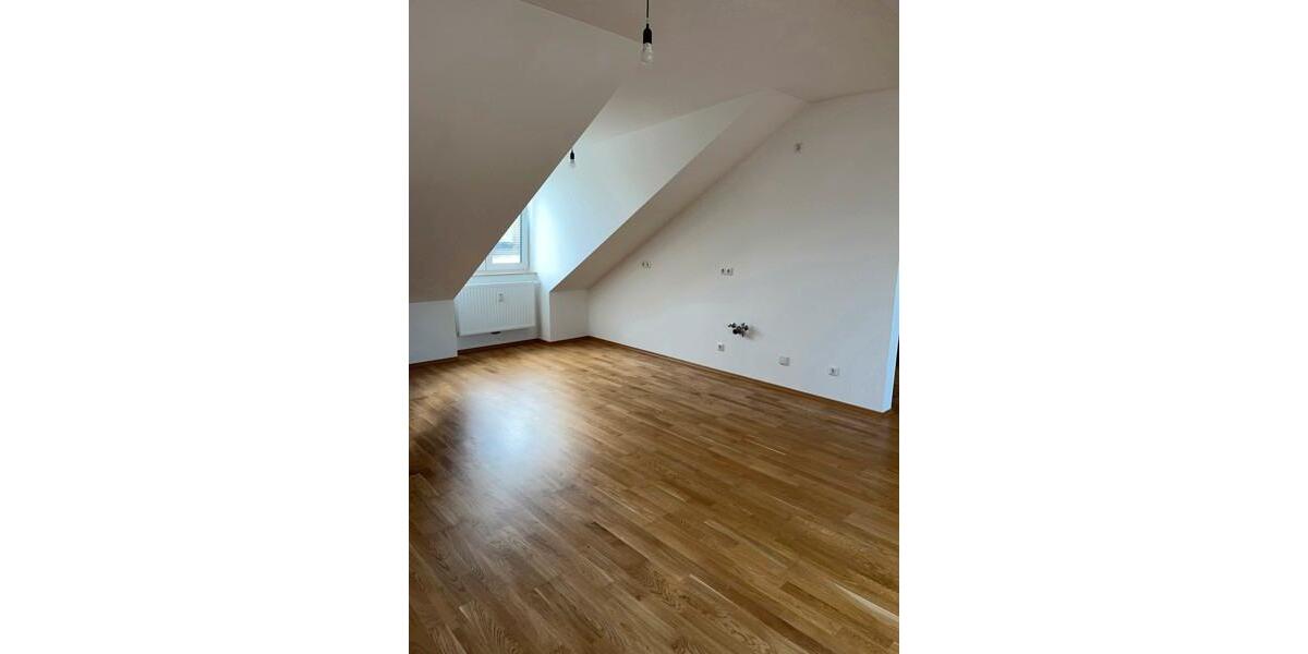 Dachgeschoßwohnung Erding - 2 Zimmer, 51 m&sup2;, 776&euro; | Angebot:26641673