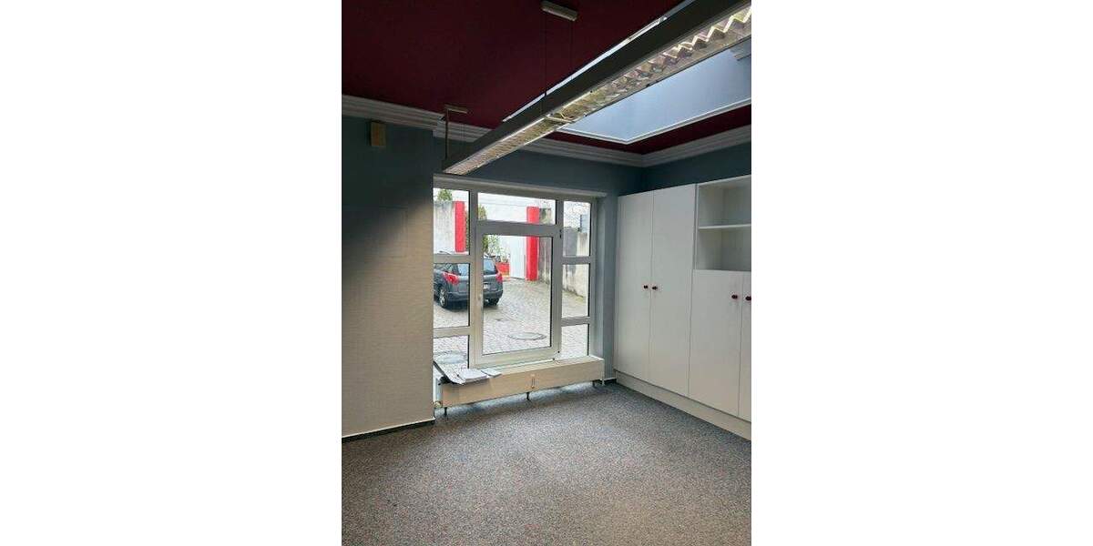 Gewerbeobjekt Bad Dürkheim - 4 Zimmer, 90 m&sup2;, 970&euro; | Angebot:26527344
