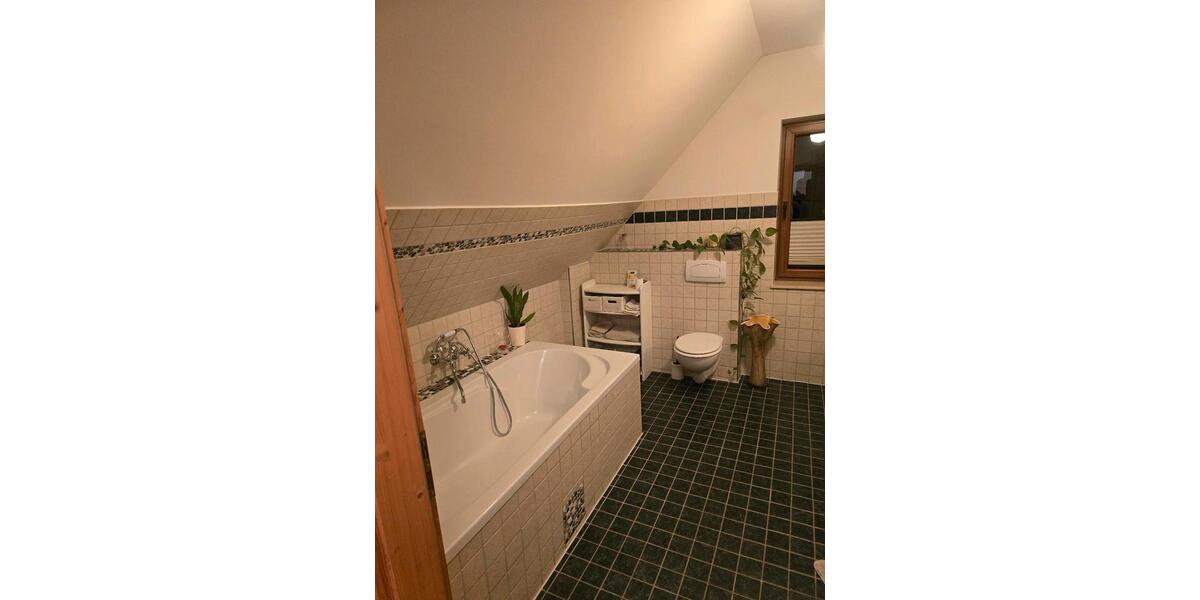 Dachgeschoßwohnung Hohen Neuendorf - 3 Zimmer, 120 m&sup2; | Angebot:25219473