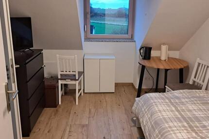 Charmantes Möbeliertes Zimmer 1 zimmer