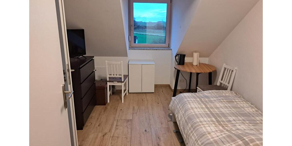 Charmantes Möbeliertes Zimmer 1 zimmer