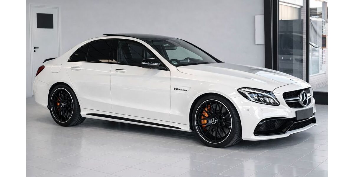 Mercedes-Benz C 63 AMG 59.981 km 57.200 &euro; Grävenwiesbach 61279