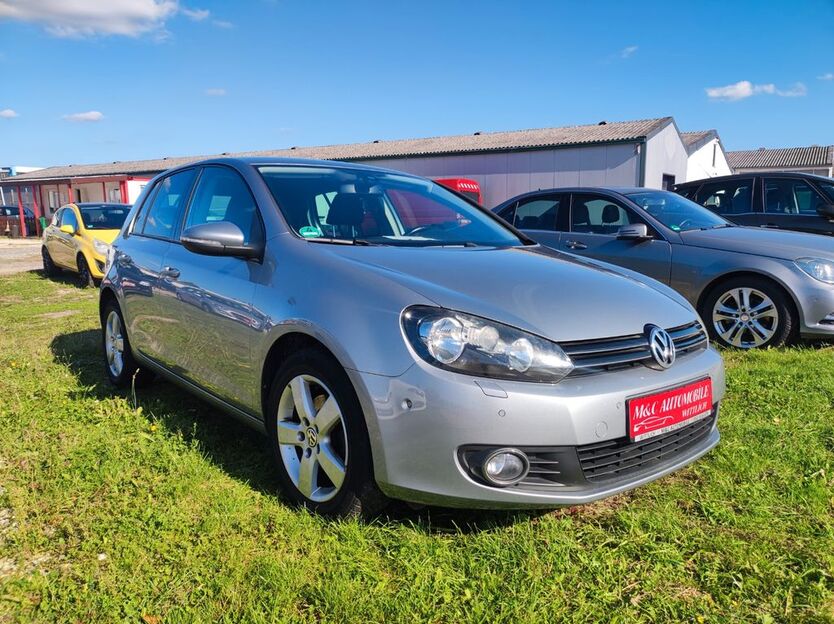 VW Golf 97.750 km 8.999 € WITTLICH 54516
