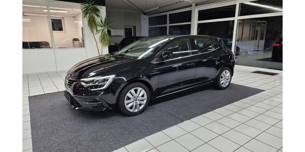 Renault Megane 83.771 km 13.690 &euro; Attendorn 57439