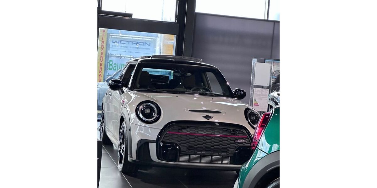 Mini John Cooper Works Coupé 23.000 km 39.900 &euro; Prien 83309