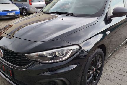Fiat Tipo 59.000 km 8.950 € Frankfurt 60386