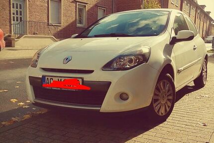 Renault Clio 145.000 km 1.999 &euro; Düren 52351