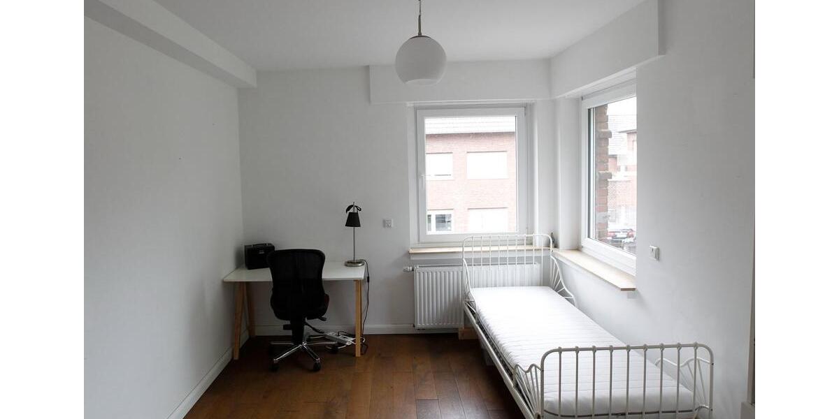 Reihenhaus Neuss Holzheim - 6 Zimmer, 162 m&sup2;, 575.000&euro; | Angebot:24372290