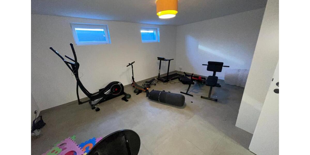 Doppelhaushälfte Hanau Lamboy - 6 Zimmer, 160 m&sup2;, 2.200&euro; | Angebot:25750507