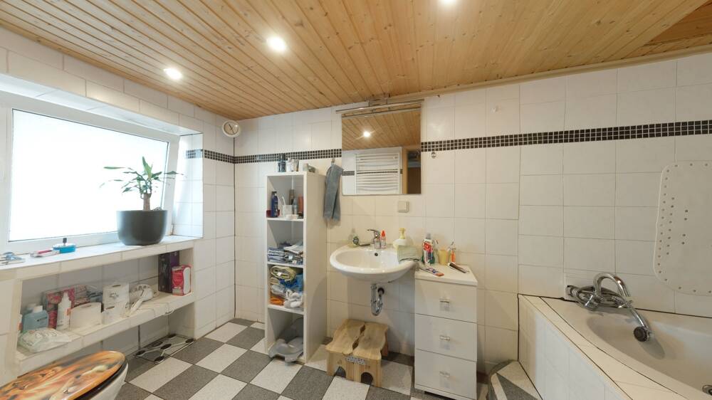 Einfamilienhaus Vilseck / Gressenwöhr Gressenwöhr - 4 Zimmer, 101 m&sup2;, 115.000&euro; | Angebot:26026500