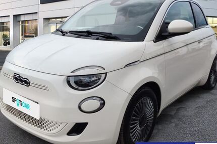 Fiat 500e 17.823 km 21.990 &euro; Hamburg 22529