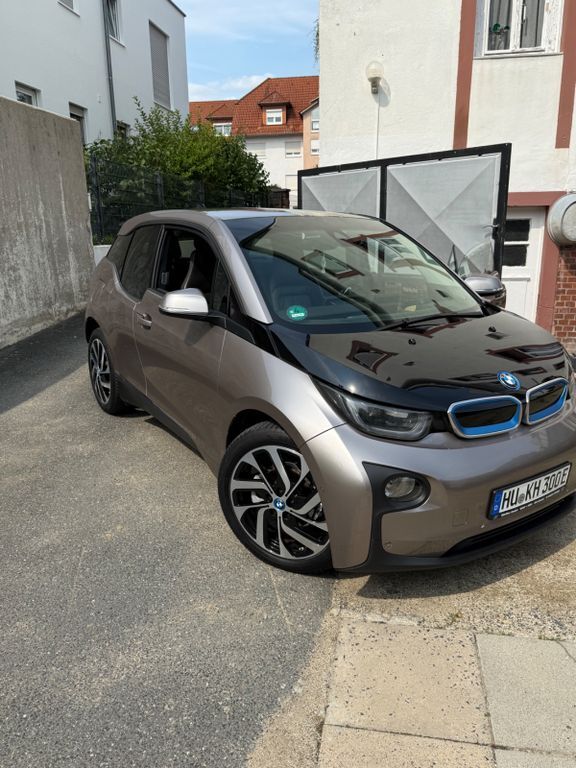 i3