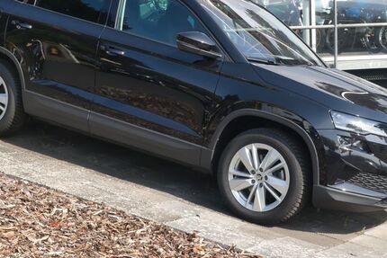 Skoda Karoq 21.564 km 33.900 &euro; Buttlar 36419