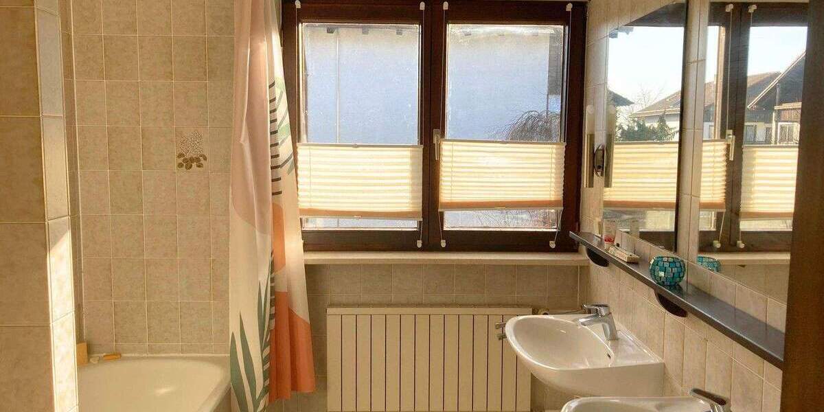 Reihenmittelhaus Ebersberg - 5 Zimmer, 160 m&sup2;, 725.000&euro; | Angebot:25279021