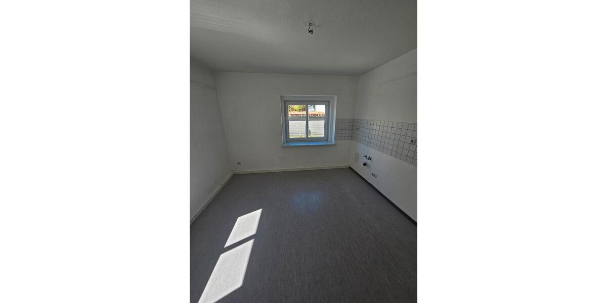Erdgeschoßwohnung Altenburg - 2 Zimmer, 62 m&sup2;, 370&euro; | Angebot:26380938