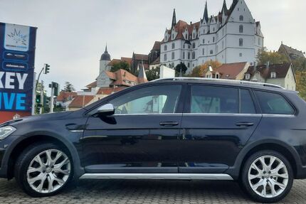VW Golf 230.135 km 11.200 € Käbschütztal 01665