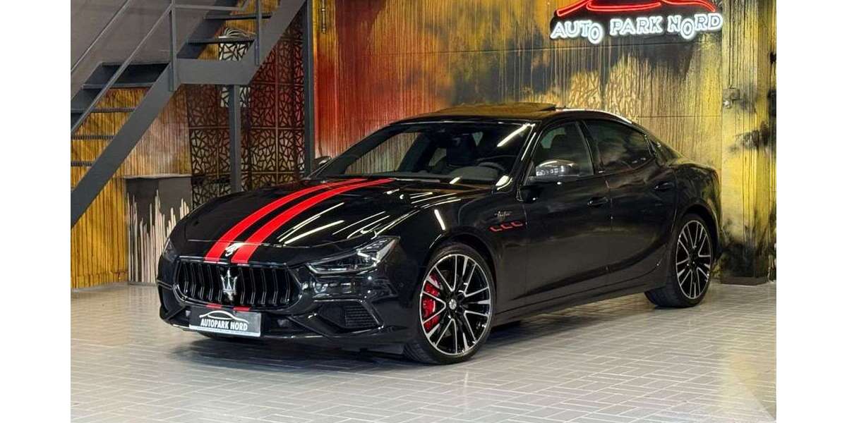 Maserati Ghibli 34.256 km 87.900 &euro; München 81829