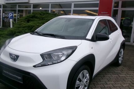 Toyota Aygo (X) 30.350 km 13.490 &euro; Dresden 01259