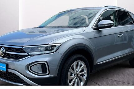 VW T-Roc 2.440 km 30.924 &euro; Artern 06556