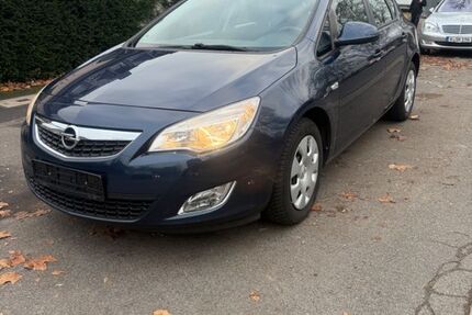 Opel Astra 143.820 km 4.500 &euro; Köln 51107