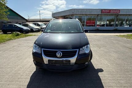 VW Touran 234.853 km 2.399 &euro; Parchim 19370