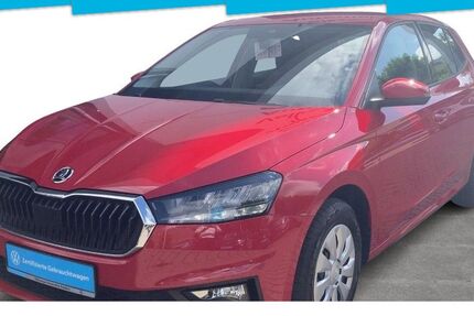 Skoda Fabia 2.990 km 17.990 &euro; Potsdam 14480