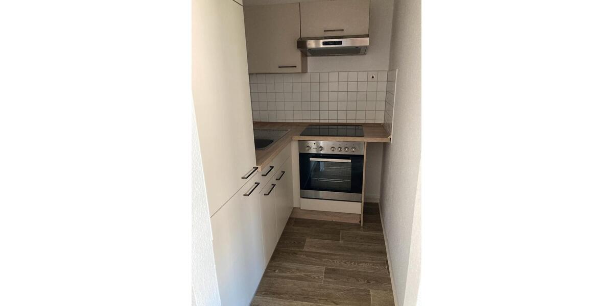 Dachgeschoßwohnung Gera - 1 Zimmer, 31 m&sup2;, 305&euro; | Angebot:26351070